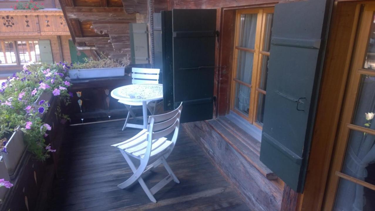 Le Vieux Chalet Gstaad Exterior photo